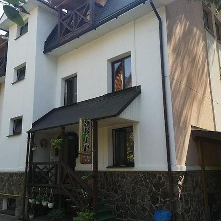 Hotel Yavir Jaremtsche Exterior foto